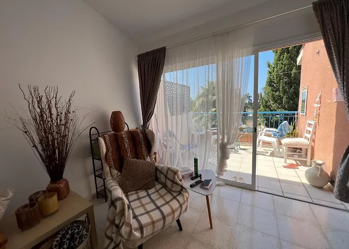 Natalia's 1 Bedroom Apartemnt Apartament Pafos